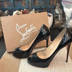 Christian Louboutin New Very Prive’ 120/platform Patent Calf Leather - Black
